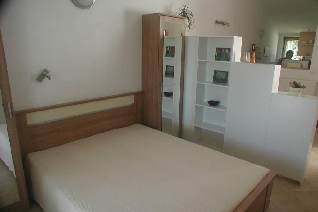 Stinjan-Studio Apartment Petric Pula Exterior foto